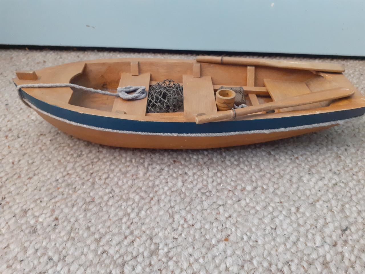 Model zeilboten en bootjes