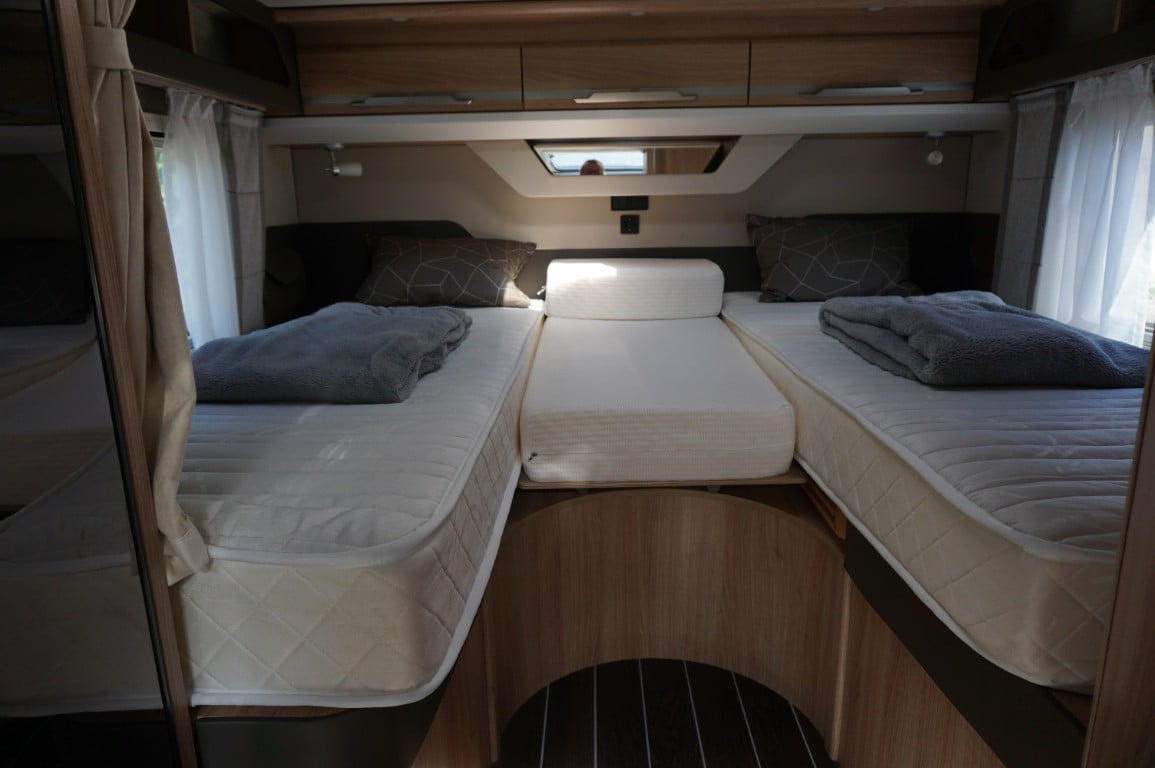 Knaus Sky TI 650 MEG Platinum Selection 9 Traps Automaat 2021 met 40.000km