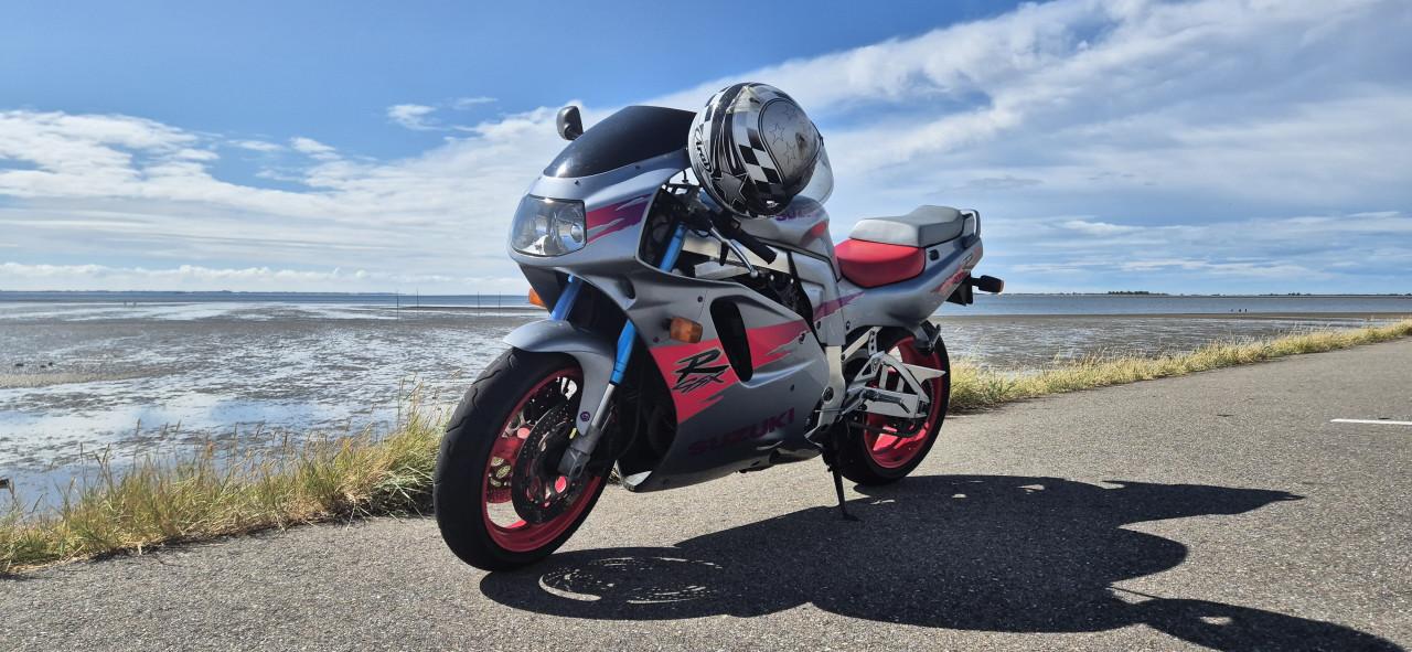 Suzuki gsxr 750W