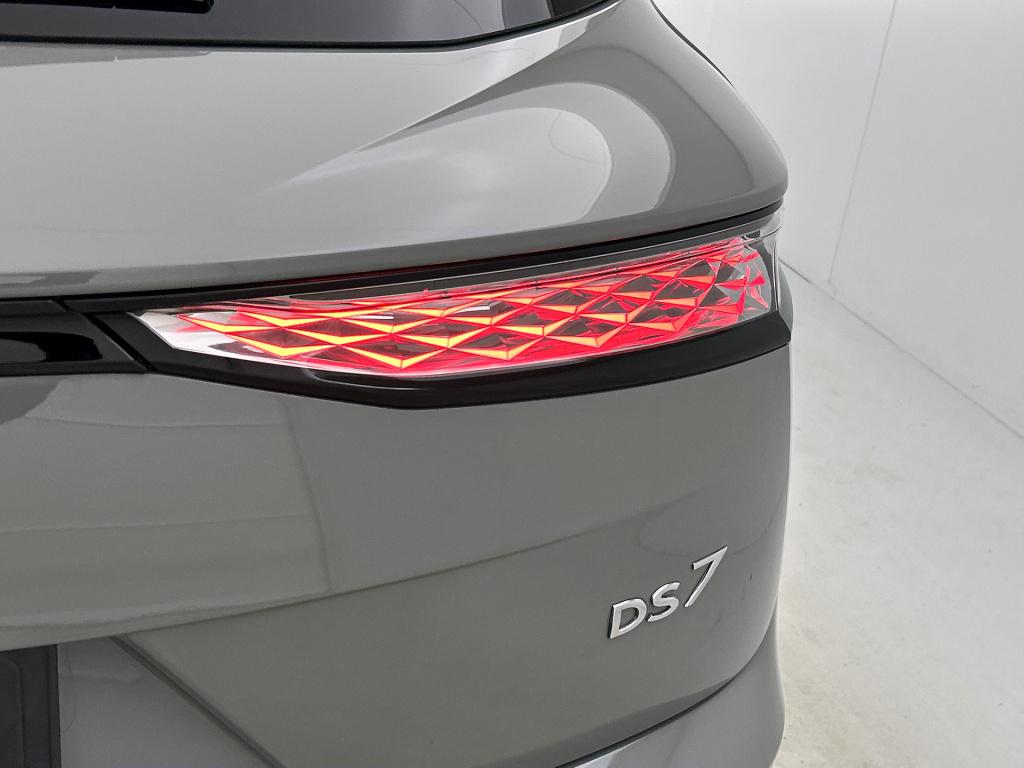 Ds Ds 7 1.6 phev 225 ligne business 0 km | nieuwprijs €.58.600,- | nu met €