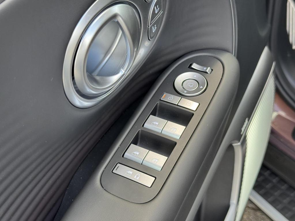 Hyundai Ioniq 9 connect+ awd 7p. 110.3 kwh xrt uitgevoerd