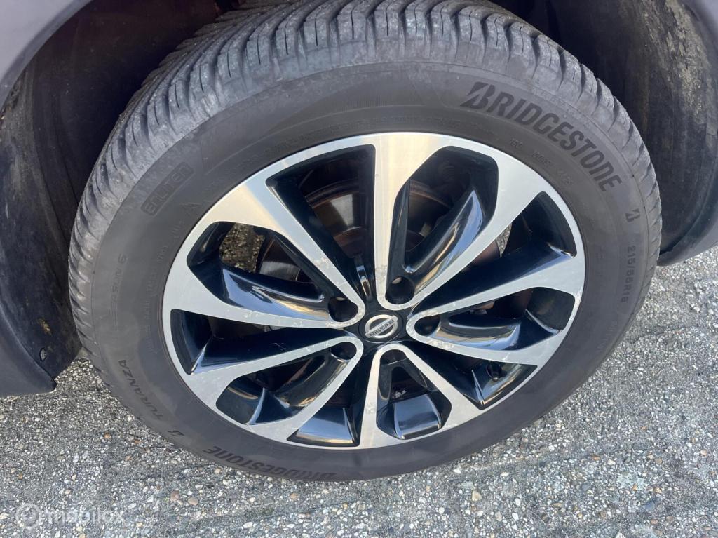 Nissan Qashqai 1.6 connect edition