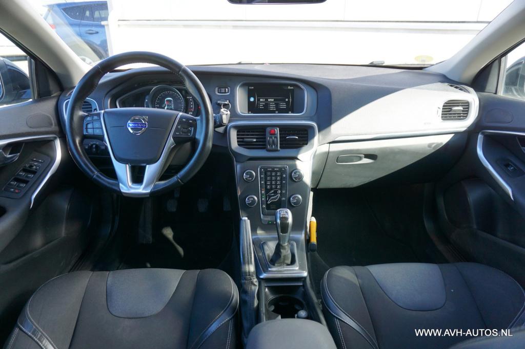 Volvo V40 2.0 d2 r-design business