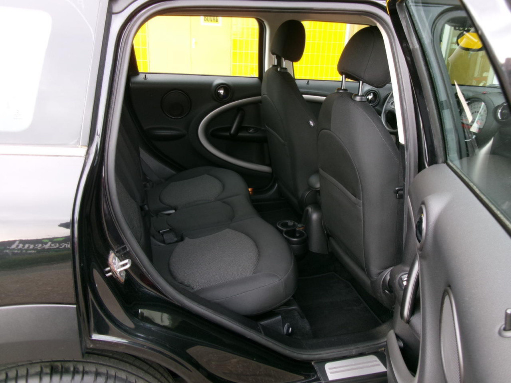 Mini Countryman one 1.6 airco, lm.velgen