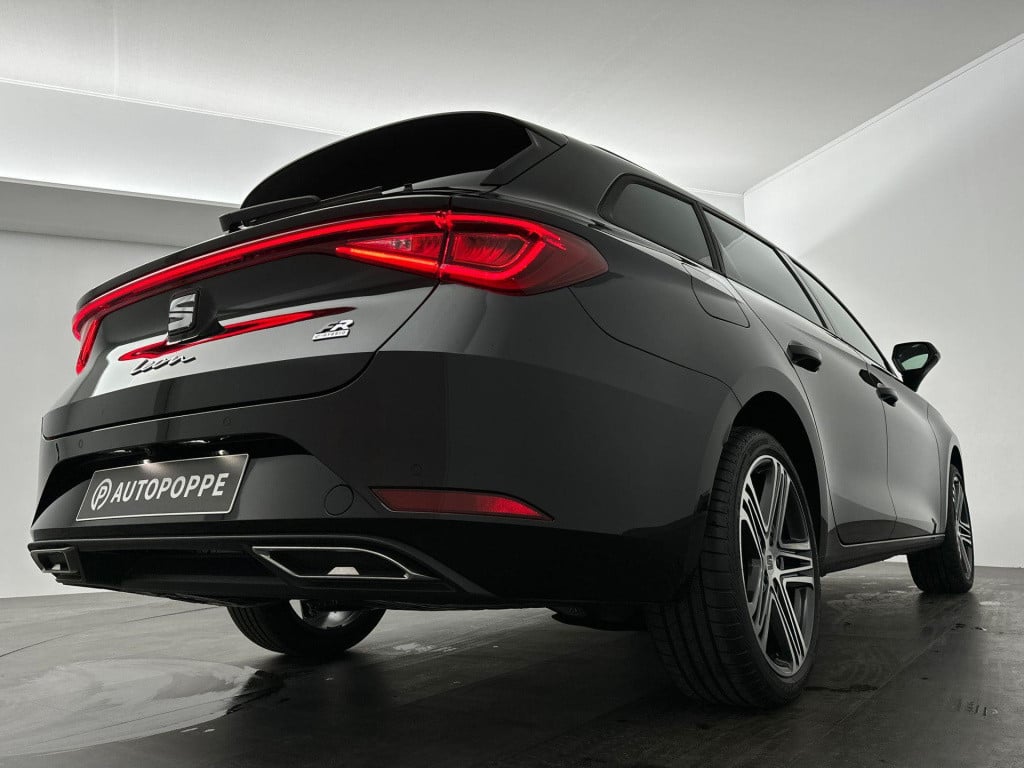 Seat Leon sportstourer fr phev first edition 1.5 tsi ehybrid 150kw / 204p