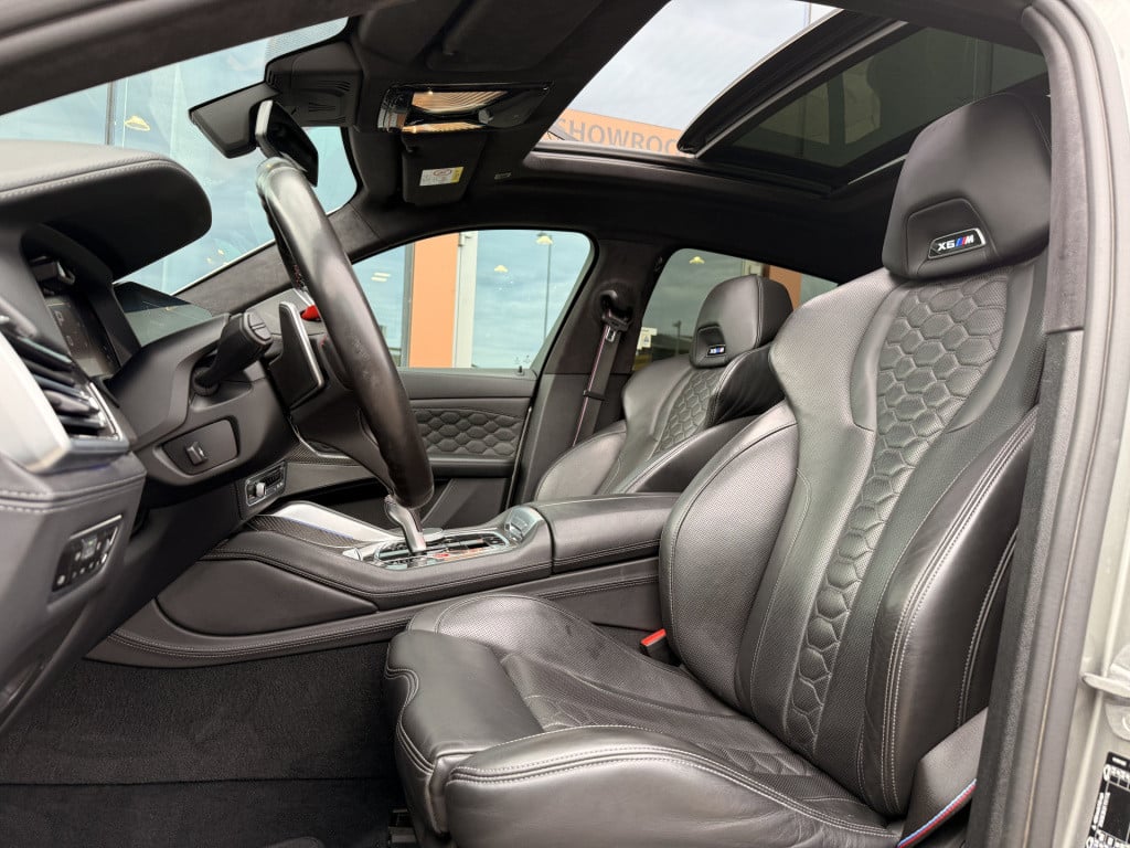 BMW X6 m competition | btw | pano | softclose | 360 camera | harman kardon 