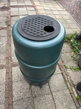 Te koop regenton