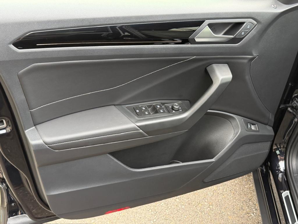 Volkswagen T-roc 1.5 tsi 150pk dsg r-line | camera | keyless | elek. achter