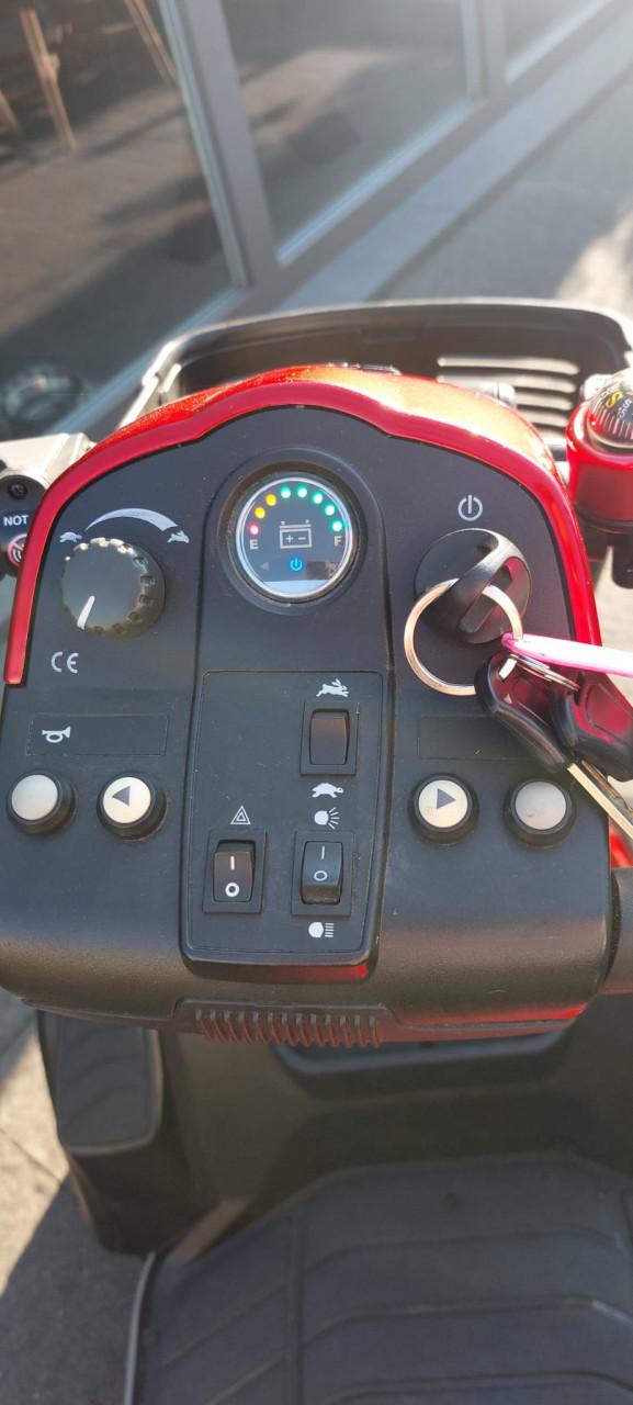 Scootmobiel Pride Victory XL140