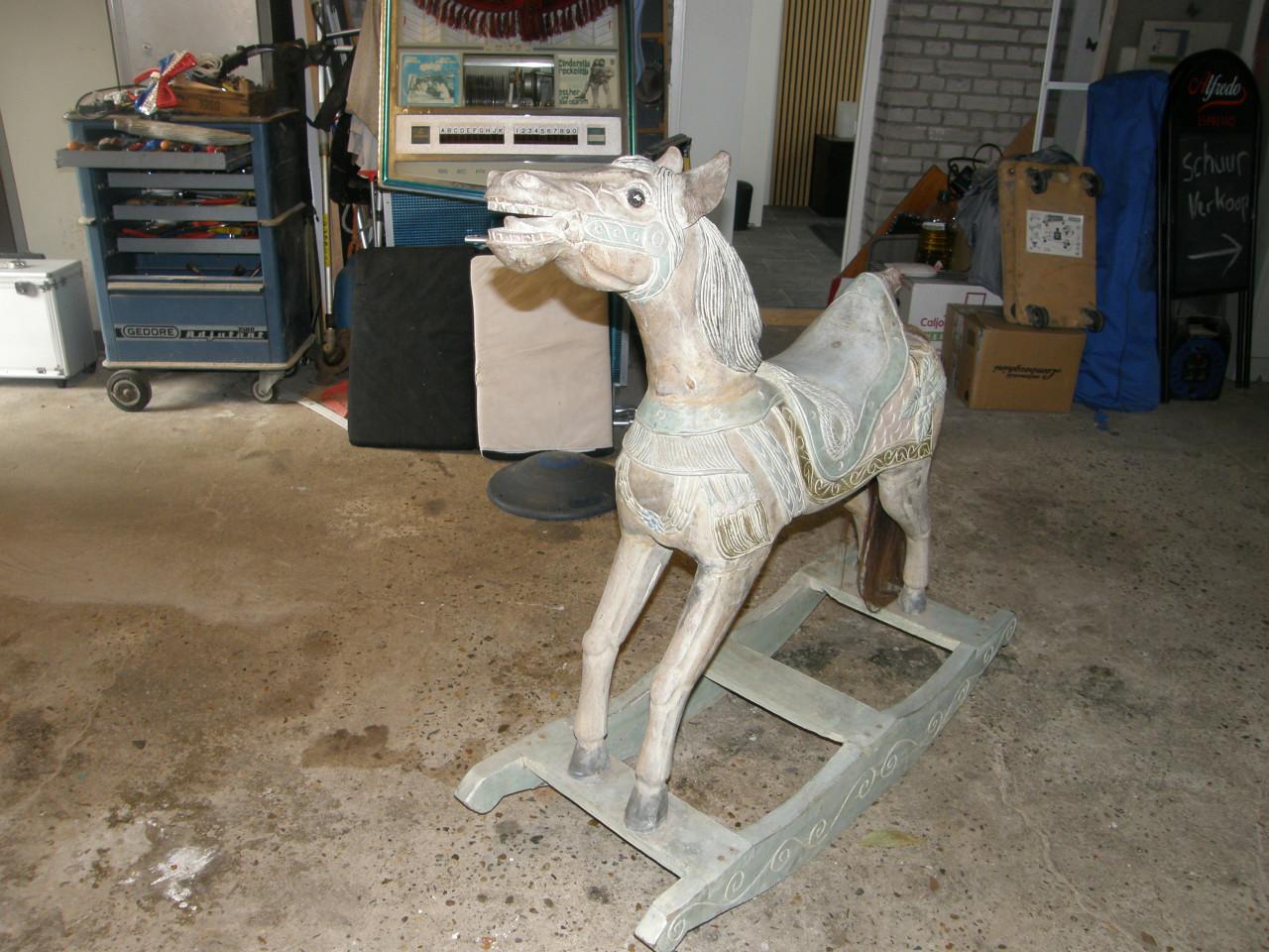Hobbelpaard / carousselpaard