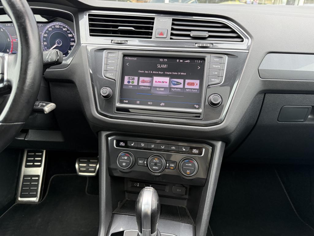 Volkswagen Tiguan 2.0 tdi 4motion r-line | grijs kent. | pano | virutal | a