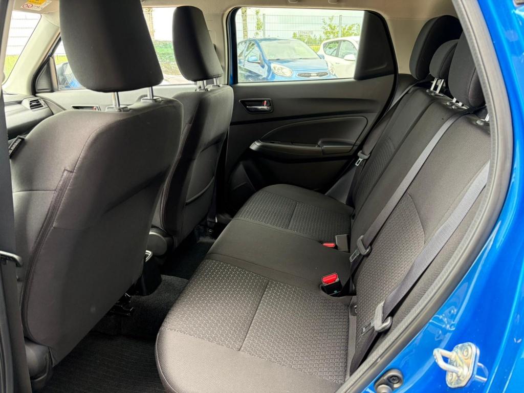 Suzuki Swift 1.2 style smart hybr