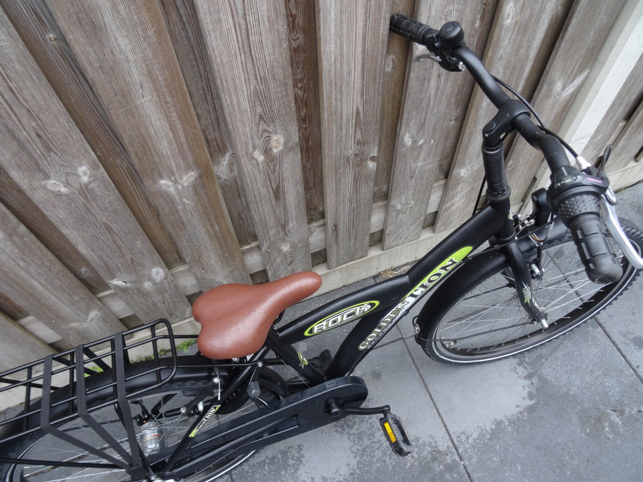 Golden Lion Rock 24 inch jongensfiets 3 versnellingen