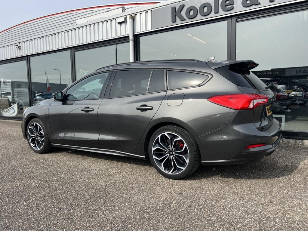Ford Focus wagon 1.0 ecoboost 125pk st-line x , trekhaak , winterpack