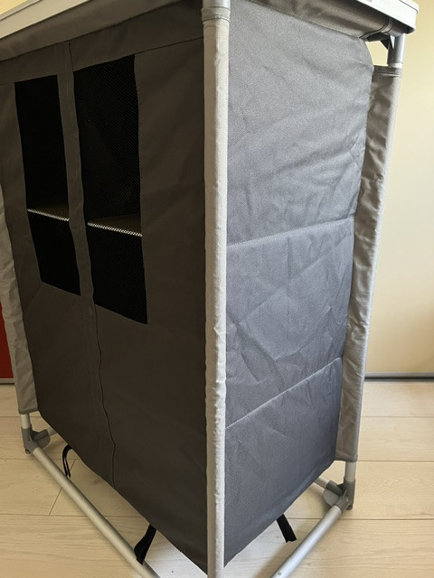 Camping kast hoog