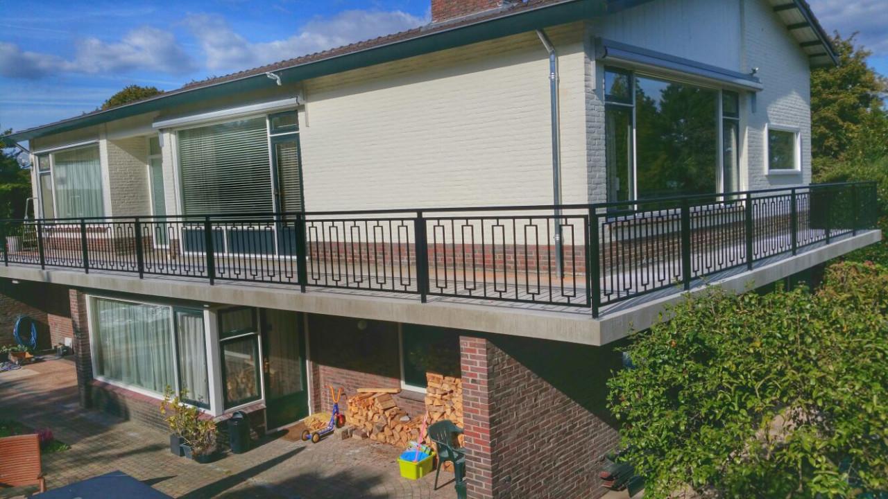 Stijlvolle & Duurzame Balkonhekwerken – Alles Onder Eén Dak!