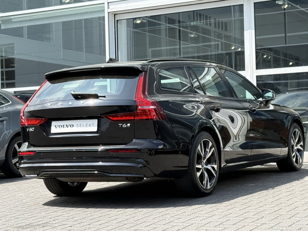 Volvo V60 t6 398pk recharge plus dark| panodak| adap.cruise| trekhaak| cam