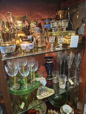 Heel veel Brocante en Antiek
