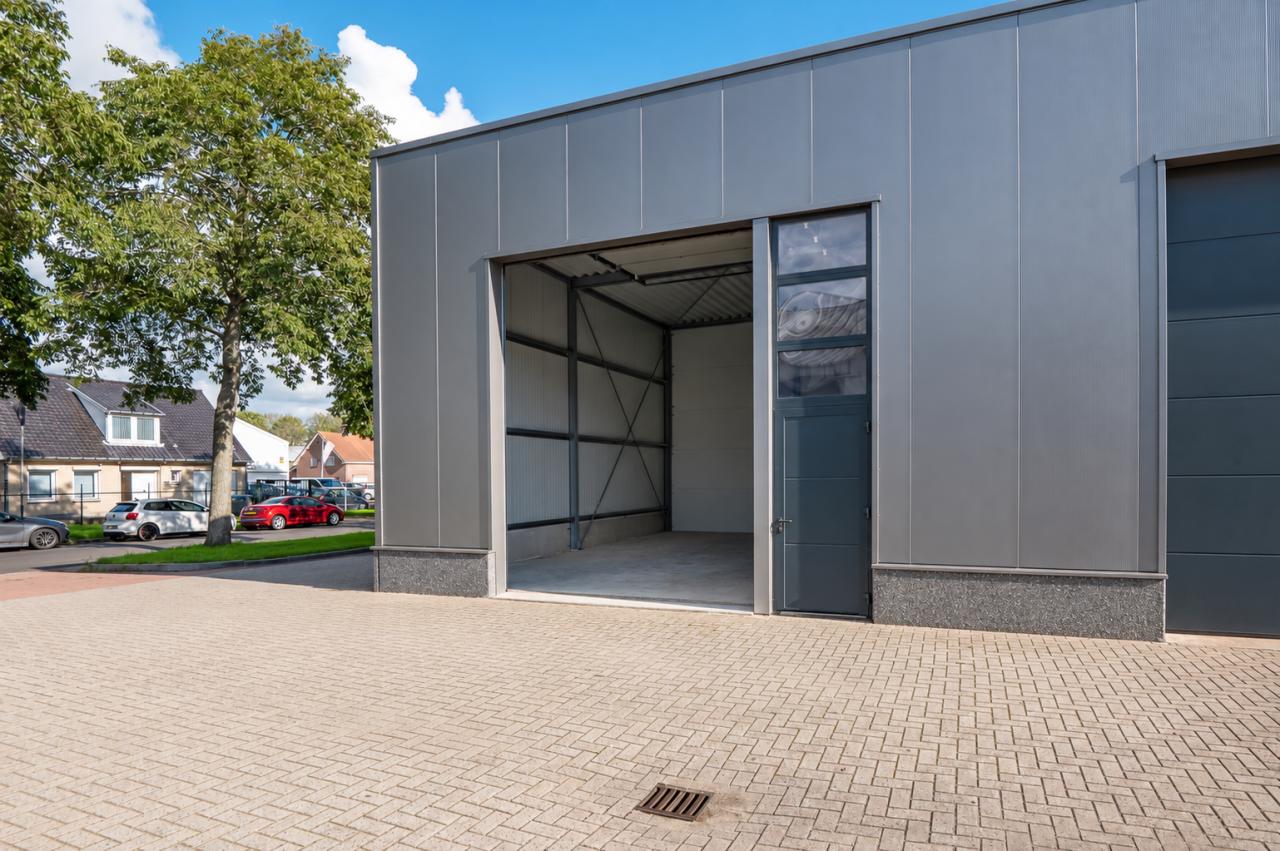 TE KOOP | Moderne bedrijfsunit in Middelburg
