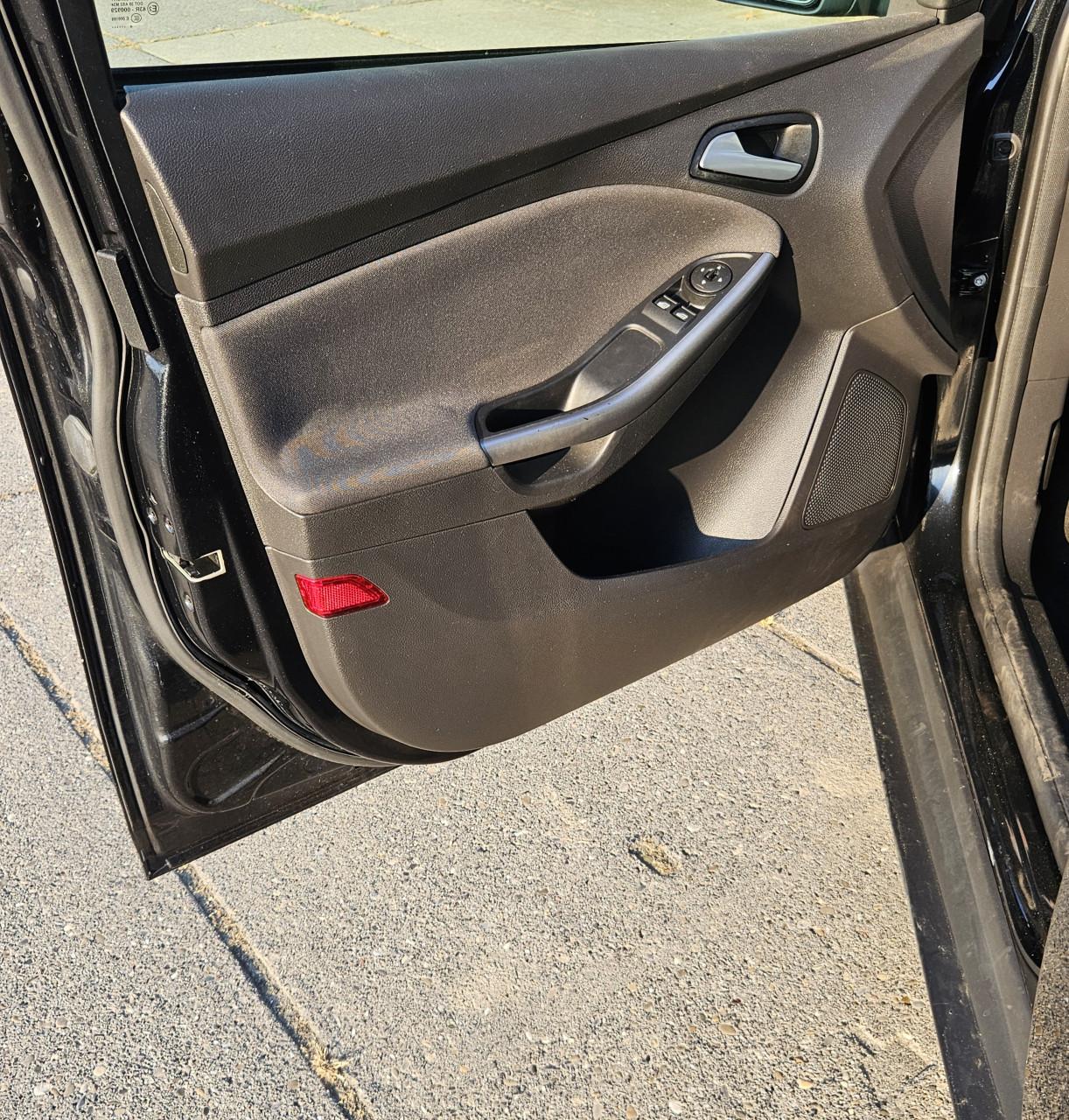 Ford Focus Wagon Bj 2014