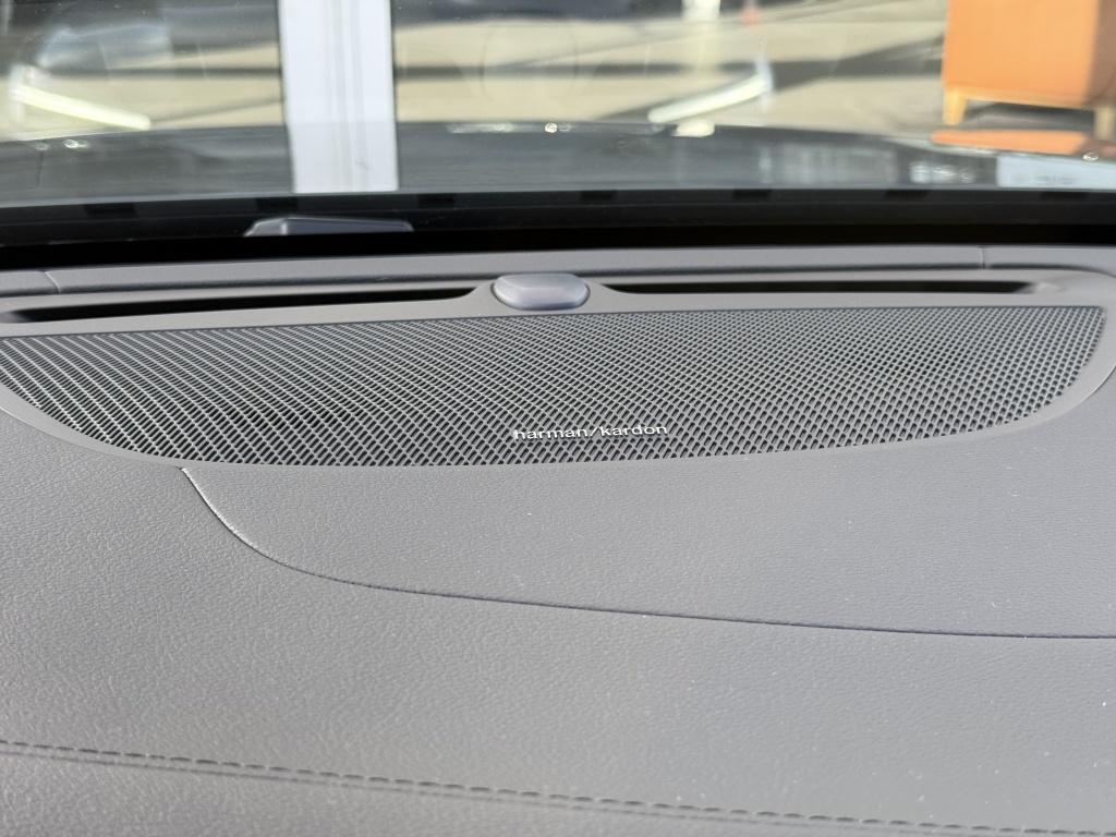 Volvo V60 t6 398pk recharge ultra dark| pano| 360camera| adap.cruise| awd