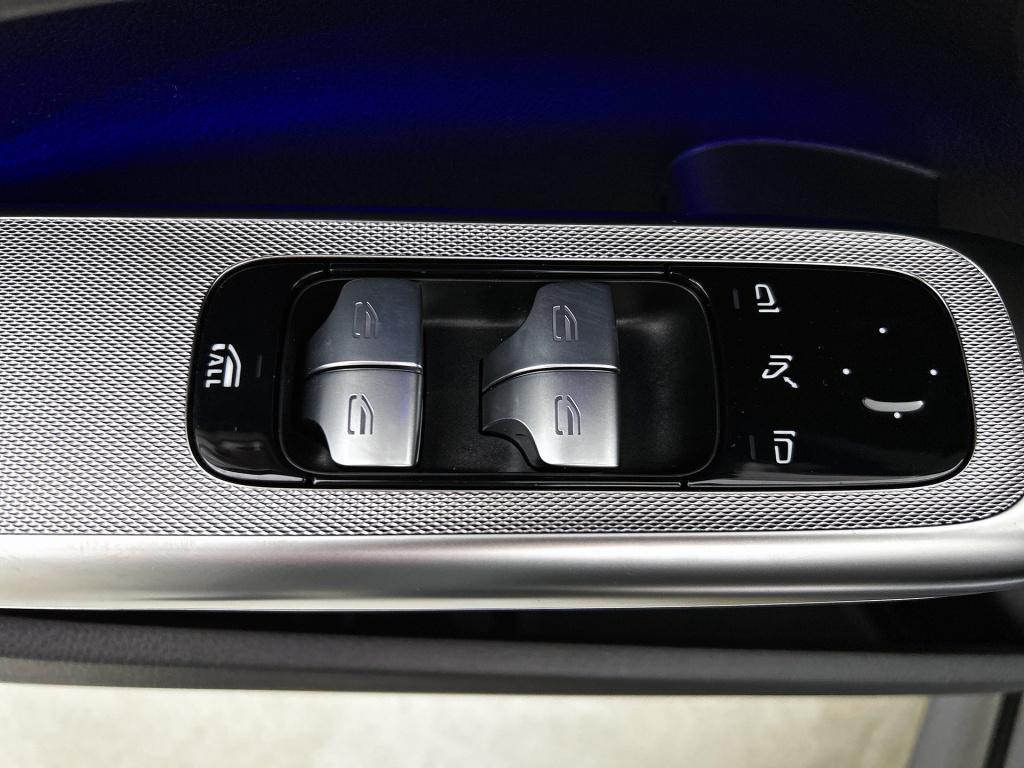 Mercedes-Benz Cle cabriolet 180 amg line amg line | ledkoplampen | memory p