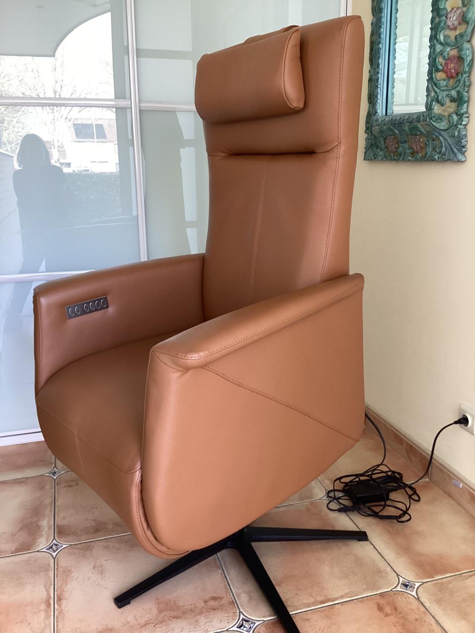 Prominent elektrische sta-op stoel  ACCU Toscana(showroomstaat)nieuw!