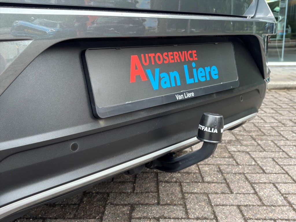Volkswagen T-roc 1.5 tsi 150pk t-roc sport| dode hoek|trekhaak afn|stuur-st