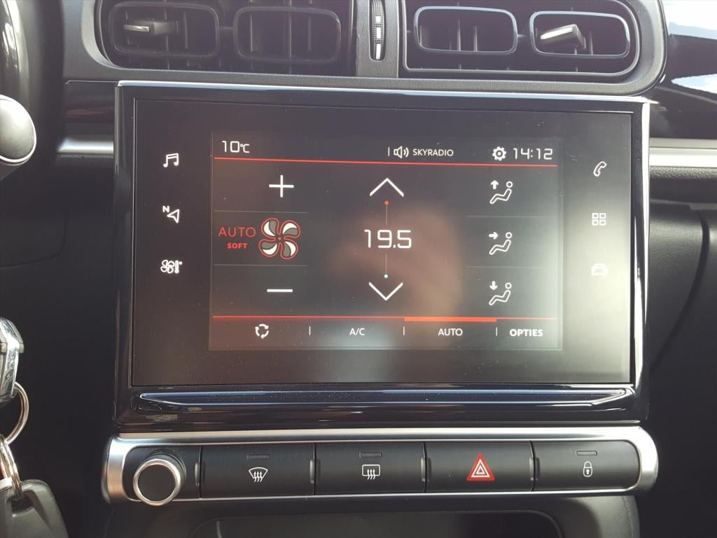 Citroen C3 1.2 puretech 82pk feel navigatie via apple/android | cruise & cl
