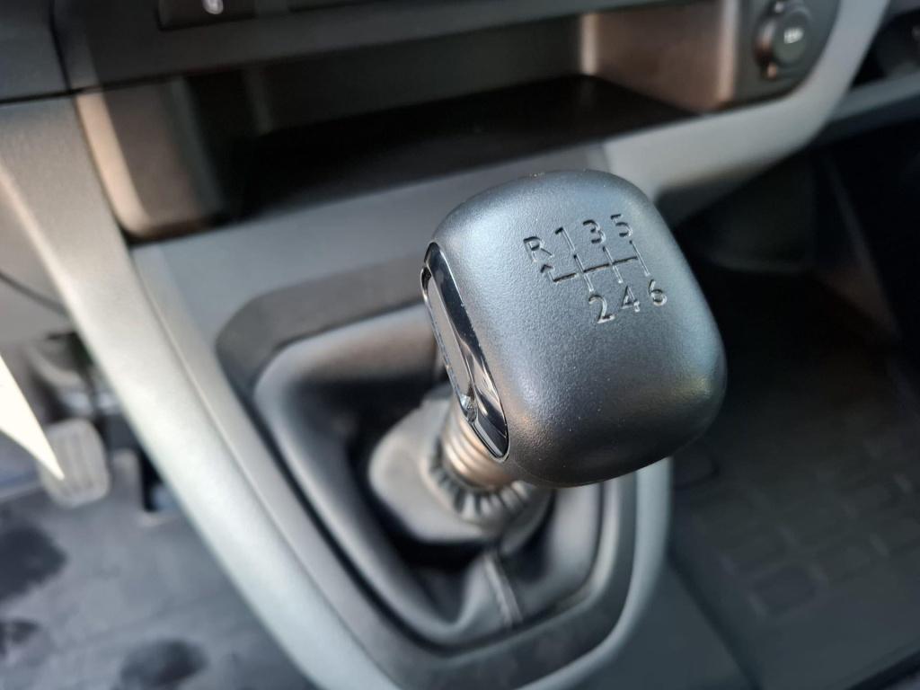 Opel Vivaro 2.0 cdti l3h1 edition airco / cruise controle / navi / carplay 