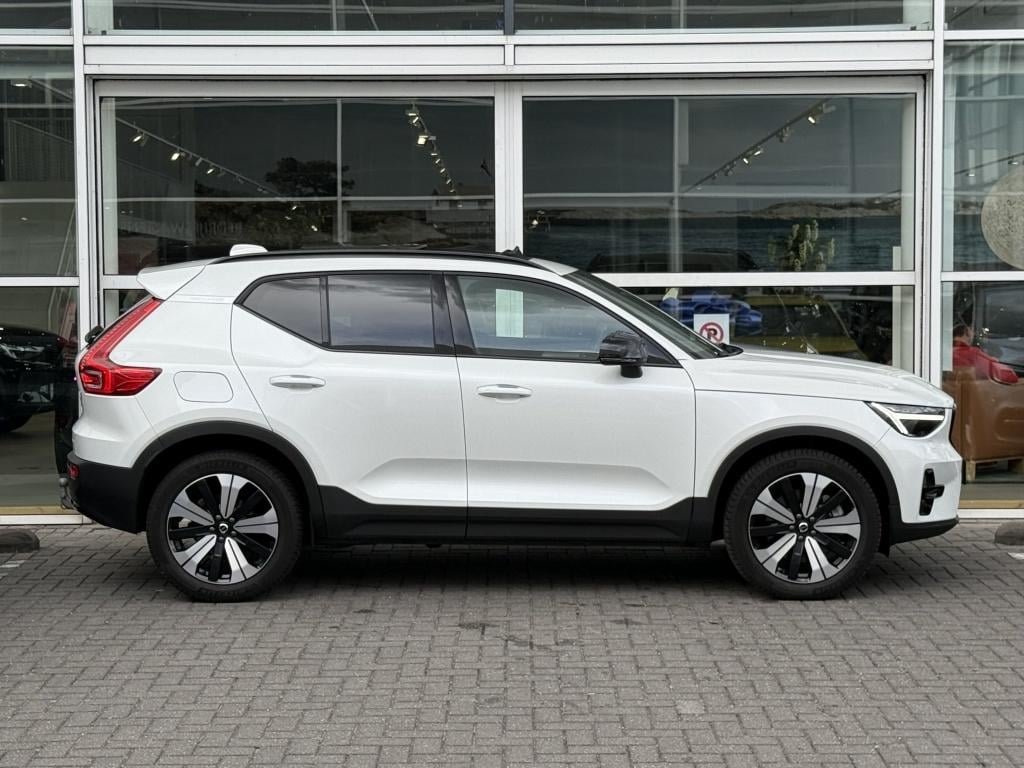 Volvo XC40 t5 262pk recharge ultimate dark | adap.cruise| panodak| trekhaak