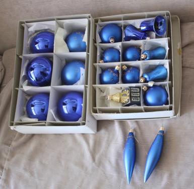 Set van 17 glazen kestballen blaue