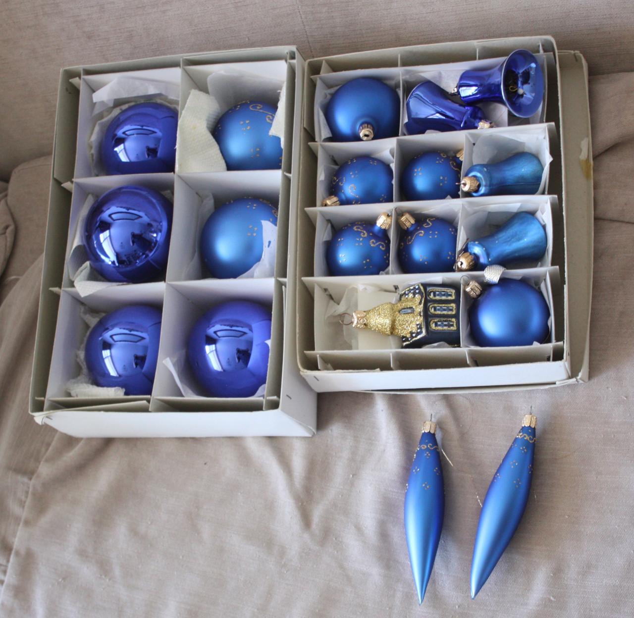 Set van 17 glazen kestballen blaue