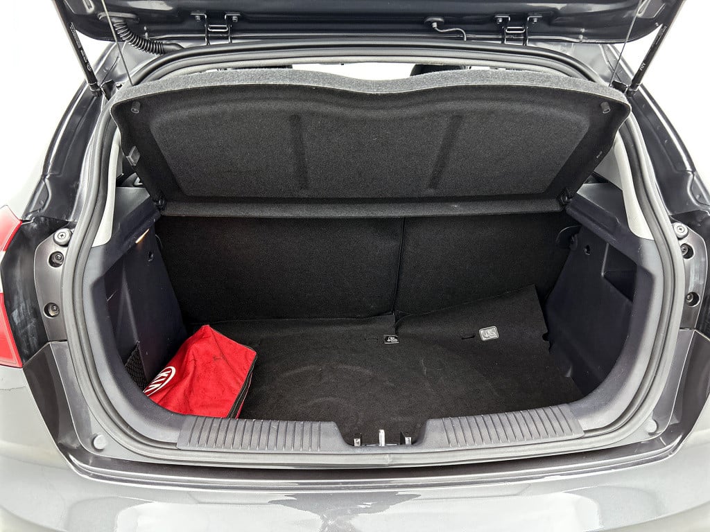 Kia Rio 1.2 cvvt comfort pack deze komt mbm via leseman