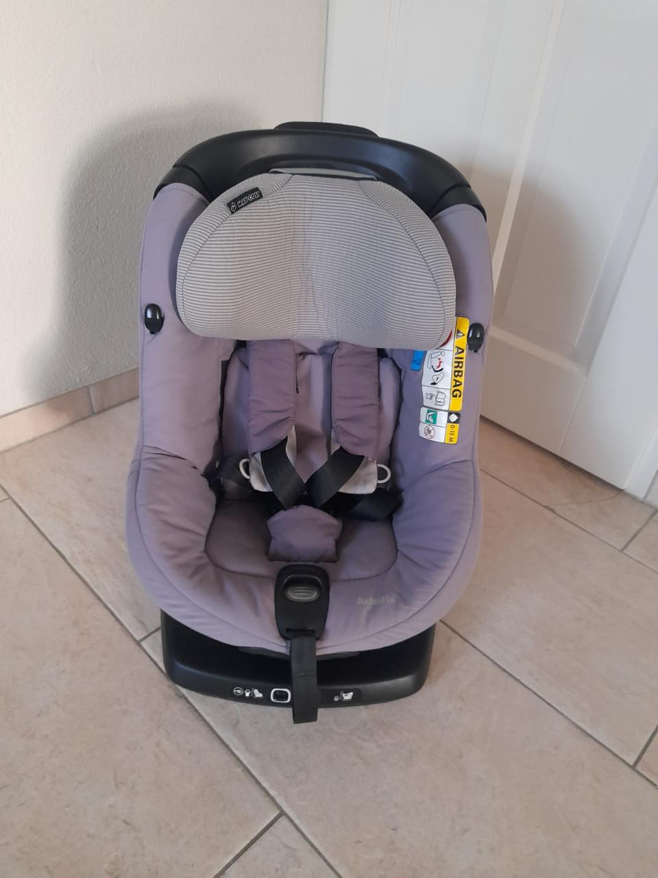 Maxi - cosi Axissfix 360° draaibaar (in goede nette staat)