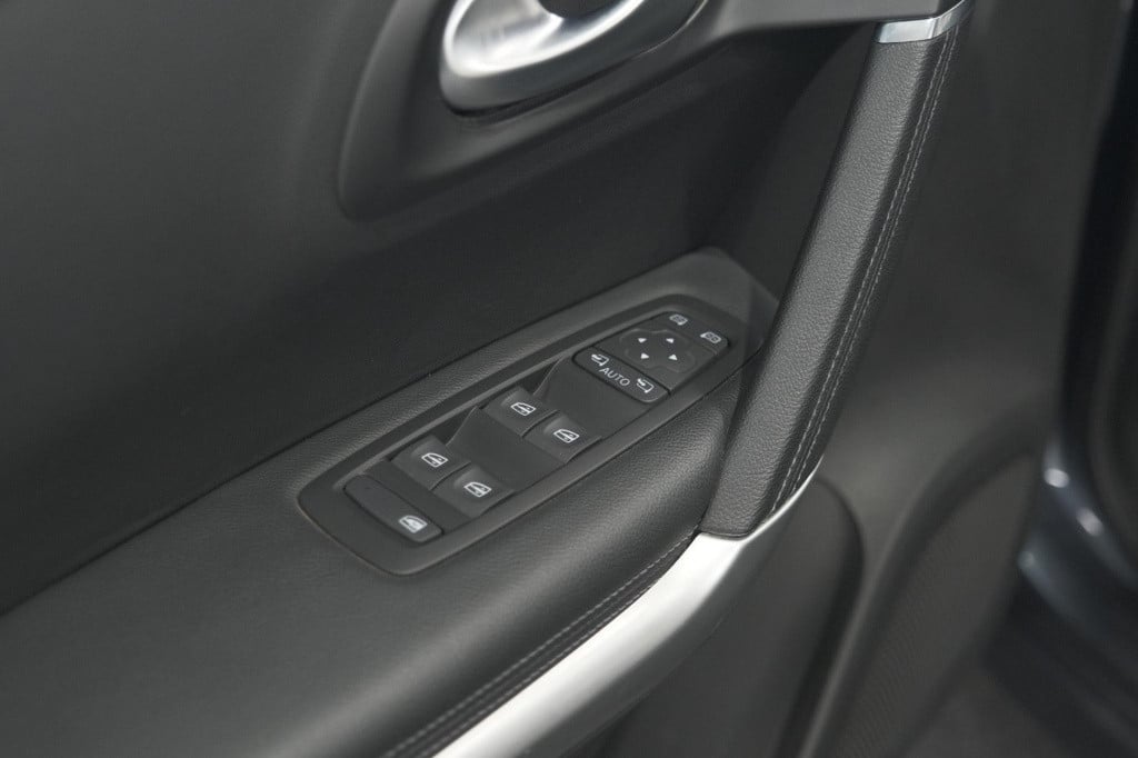 Renault Kadjar tce 140 intens | trekhaak | camera | dodehoek | pack leder |