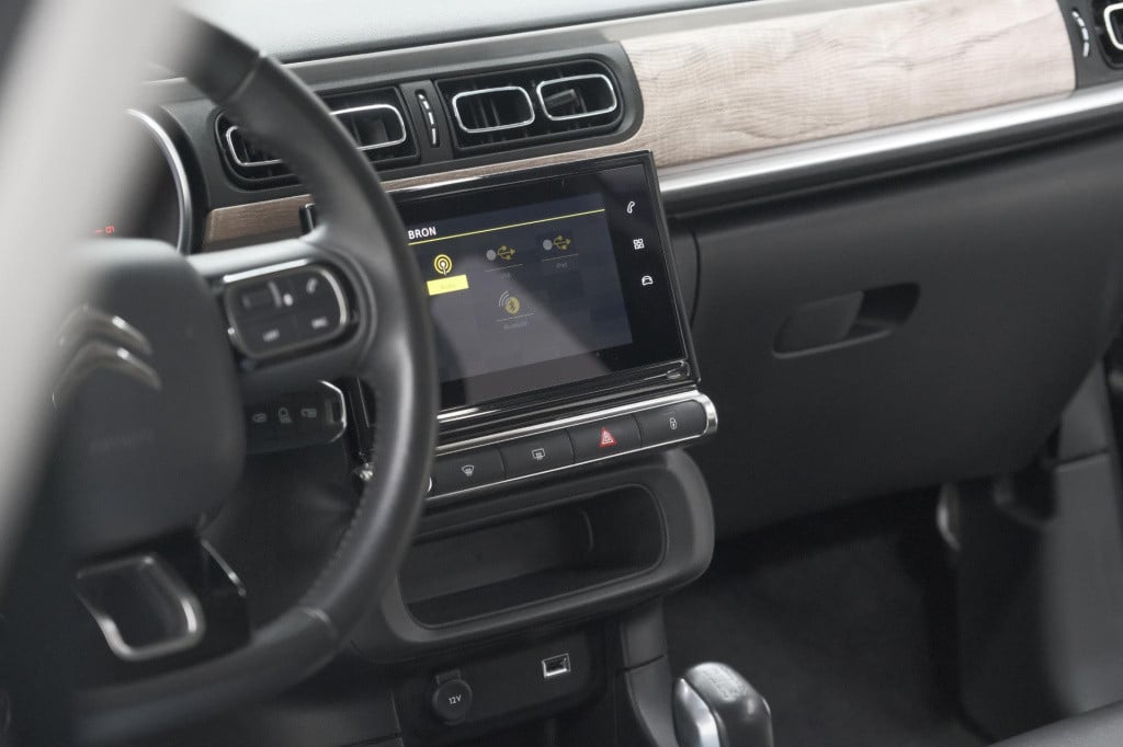 Citroen C3 puretech 82 feel edition | camera | navigatie | apple carplay