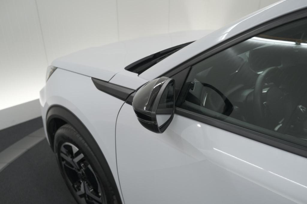 Peugeot 2008 puretech 100 allure | apple carplay | parkeersensoren | climat
