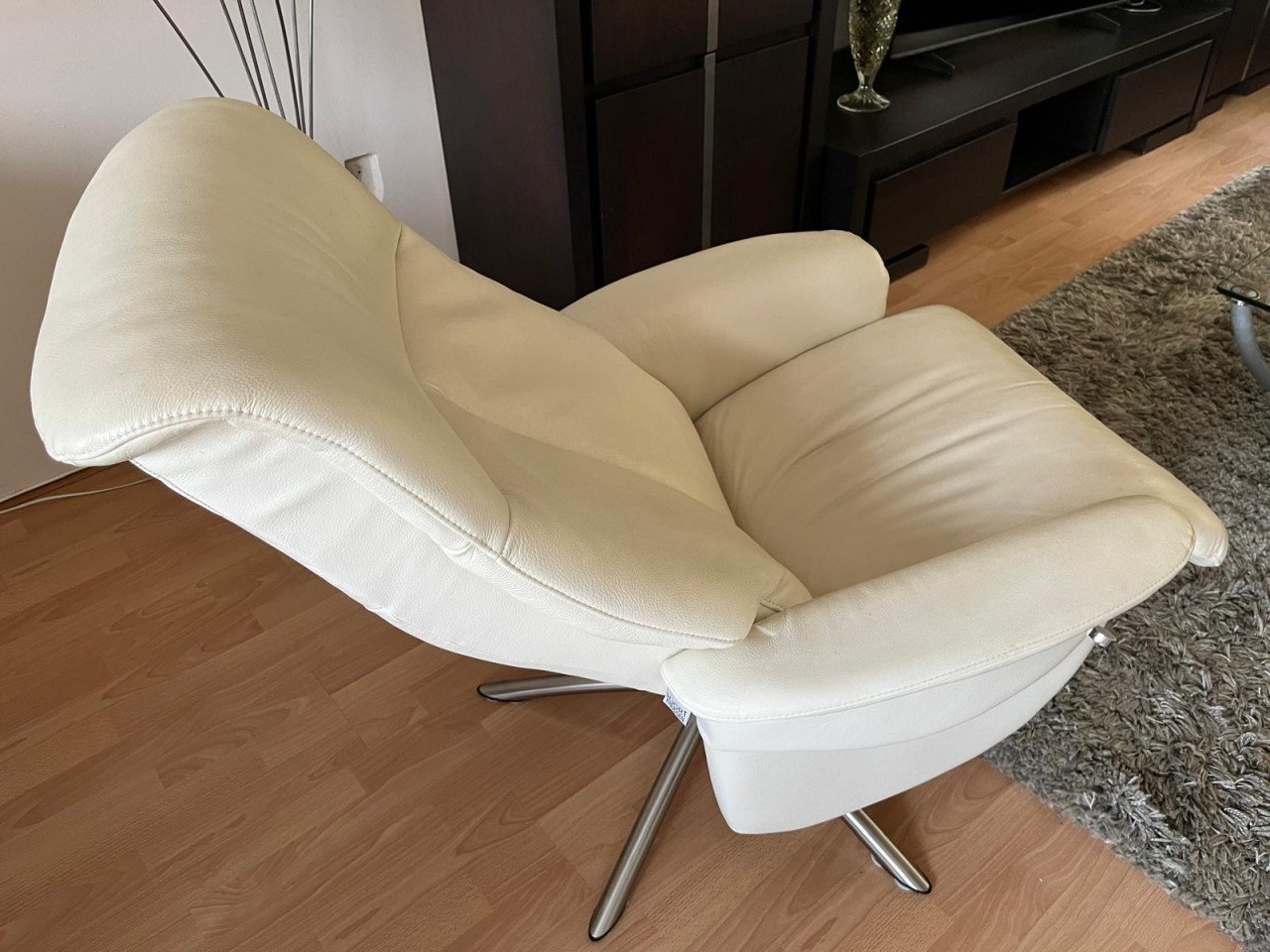 2 leren draai fauteuils