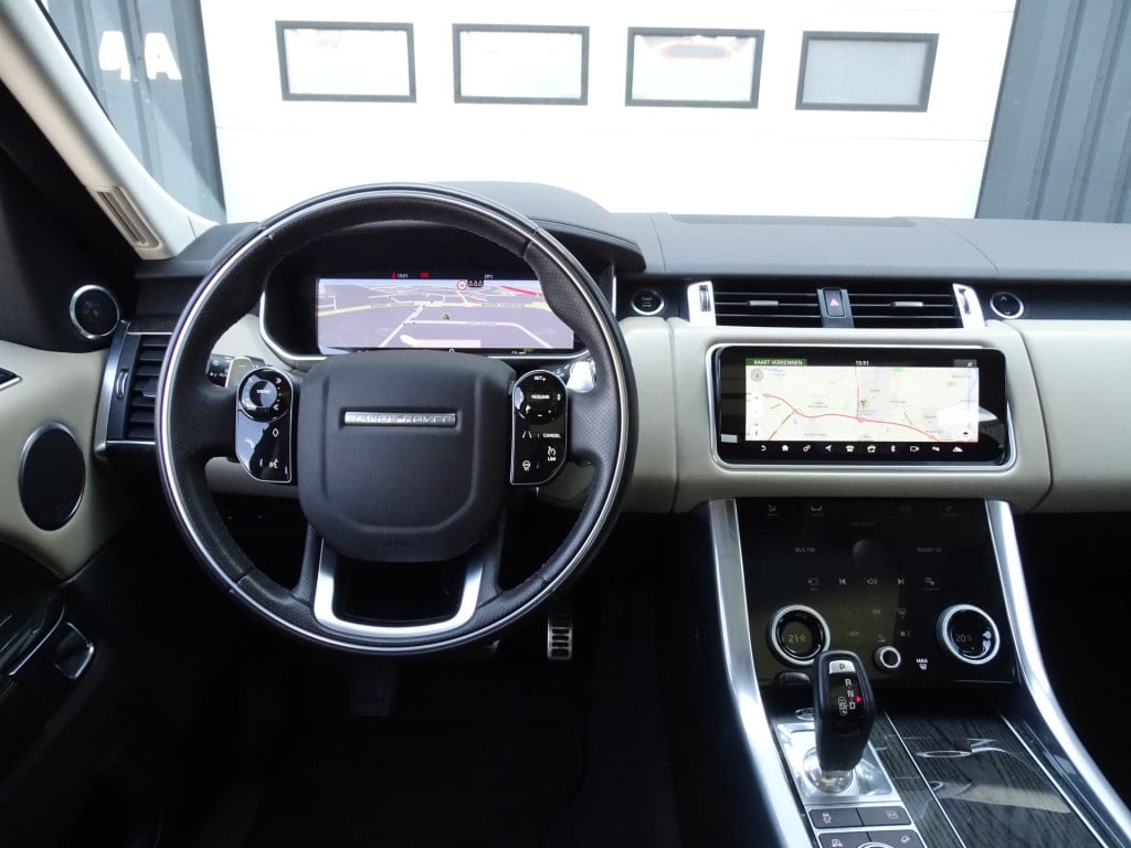 Land Rover Range Rover p400e hse dynamic | hud | matrix led | stoel ventila