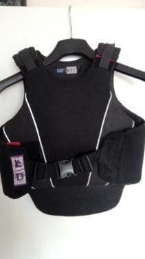 Boddyprotector. Lichaambeschermer. Paardrijden
