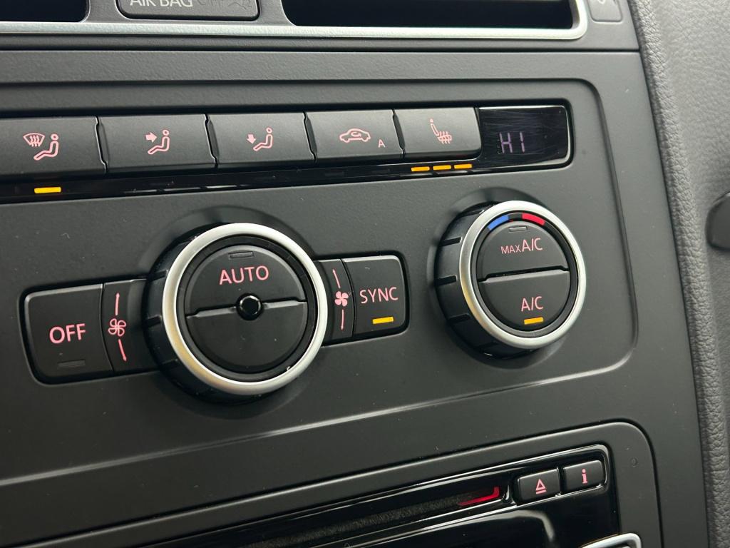 Volkswagen Touran occasion 1.2 tsi highline bluemotion 7p. | grijs | tweede