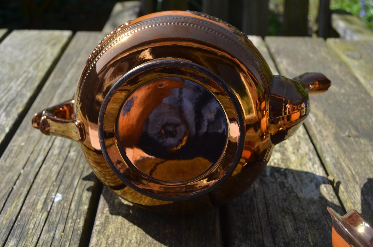 Goudsteen Staffordshire ca. 1850 Koffiepot