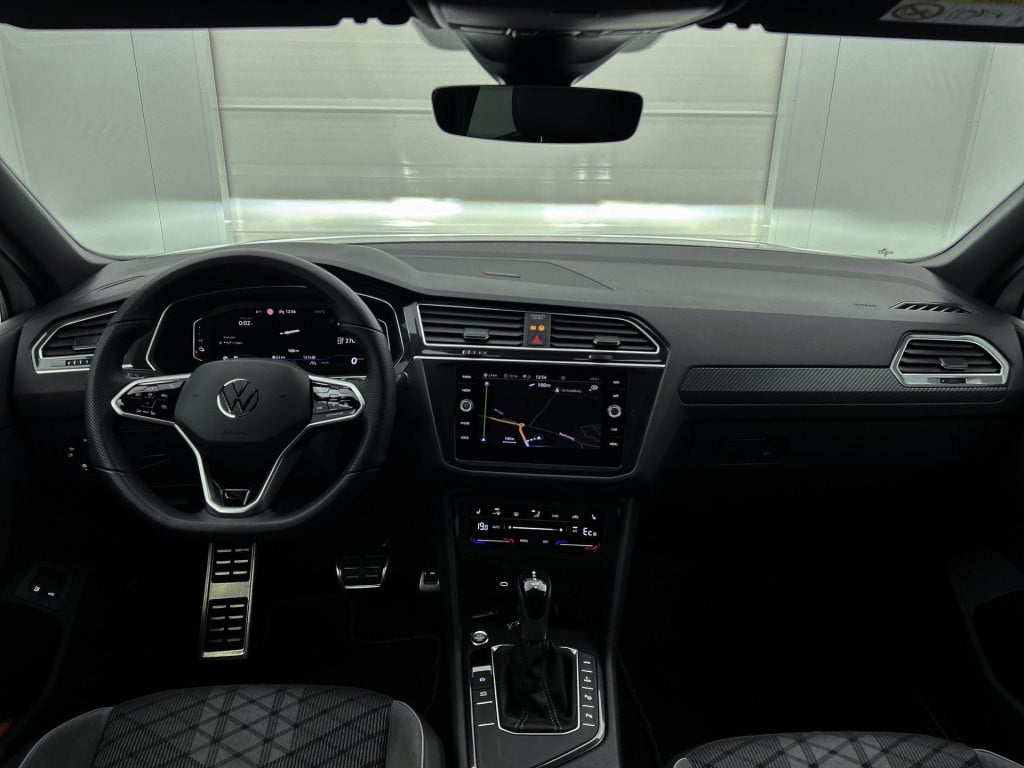 Volkswagen Tiguan 1.4 tsi ehybrid r-line business | automaat | trekhaak | b