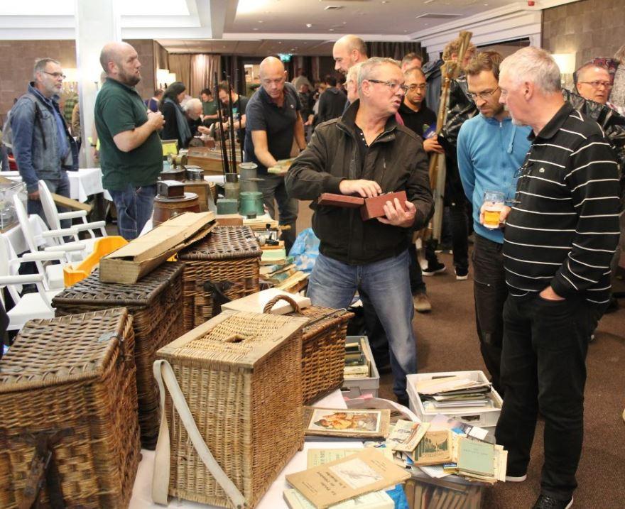 Verzamelbeurs Hengelsportmateriaal Oud-Empel Zaterdag 11 April