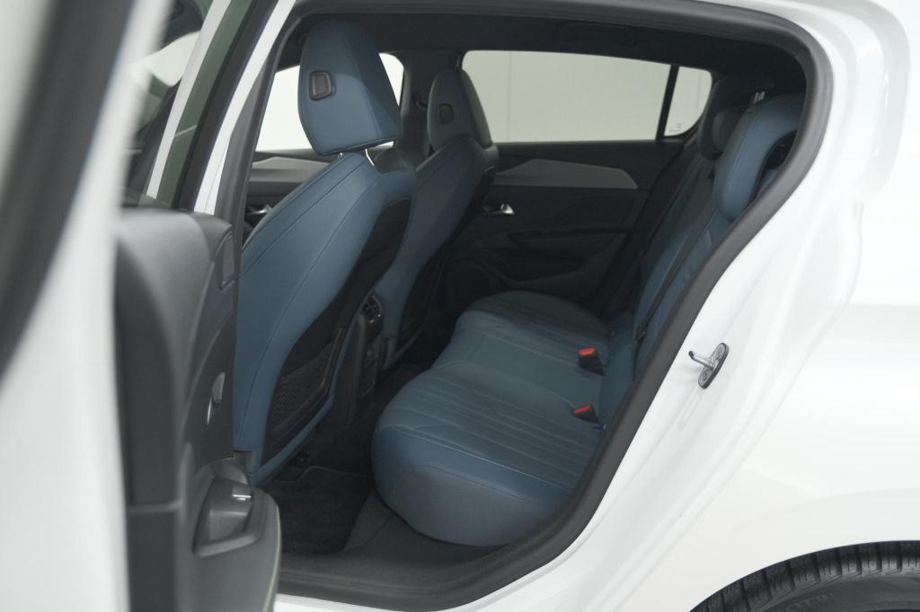 Peugeot 308 puretech 130 gt | 360 camera | stoelen-pakket | adaptieve cruis