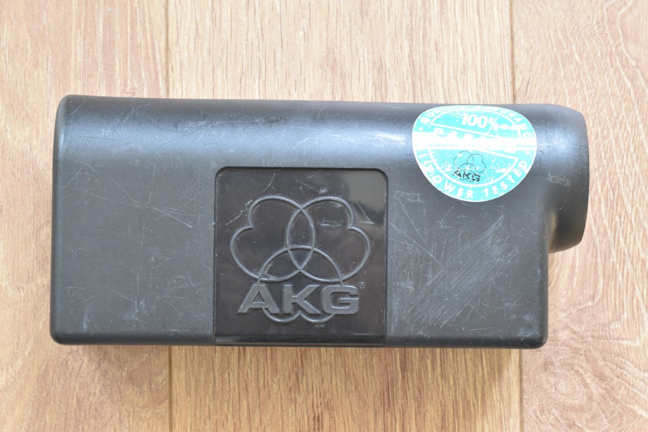 AKG D3700 dynamische zangmicrofoon in bijpassende hard case