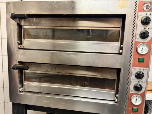 Cuppone pizza oven