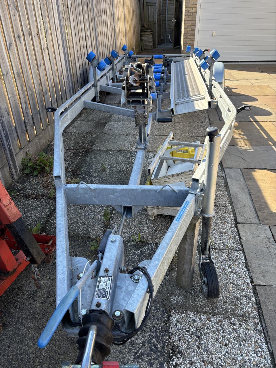 Avon searider rib 6.30  met trailer