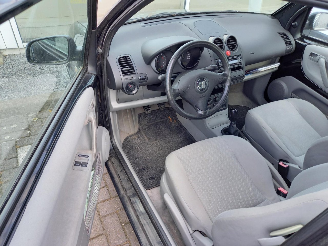 Seat Arosa 1.4 44kw zwart